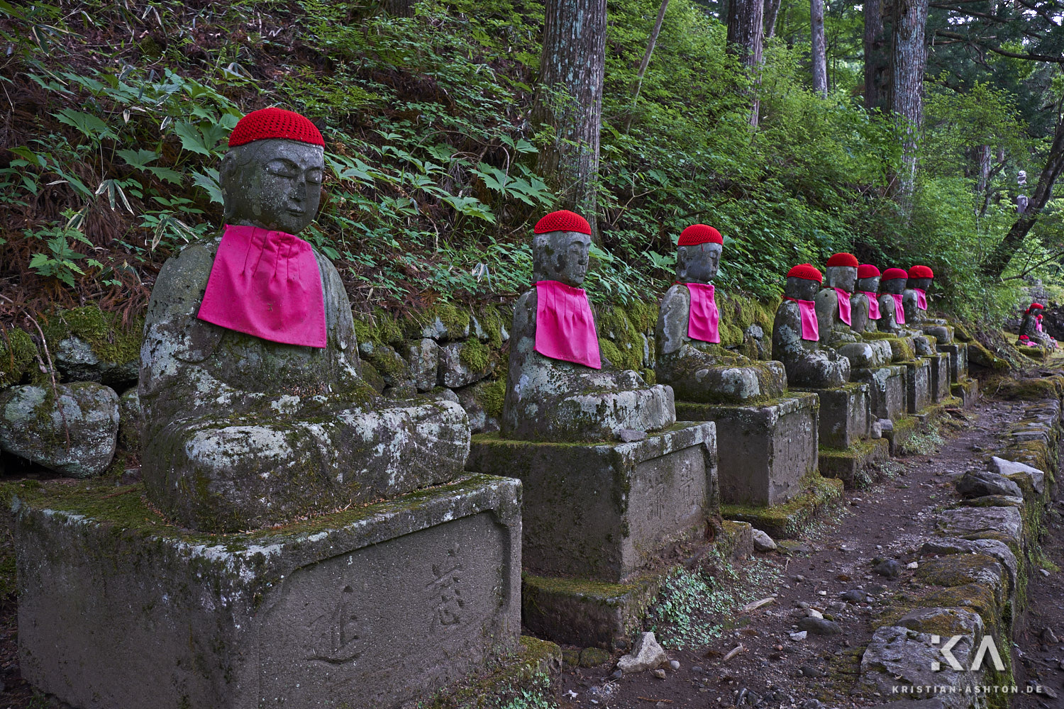 Jizo statues along the way to the Kanman-ga-fuchi Abyss